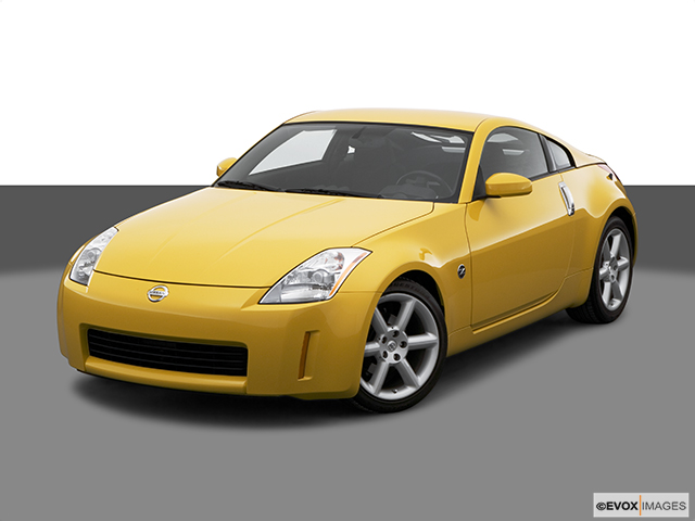 2005 Nissan 350Z 2-DR.