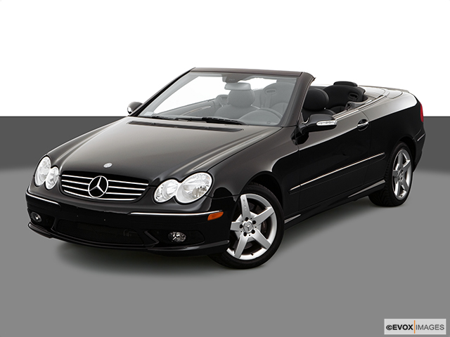 2005 Mercedes-Benz CLK-Class 2-DR w/SAB