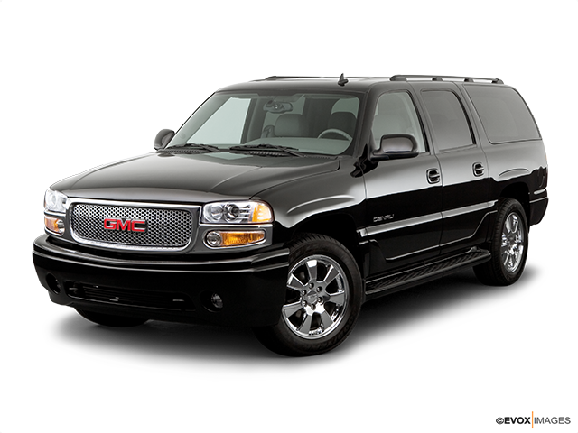 2006 GMC Yukon XL 4-DR.