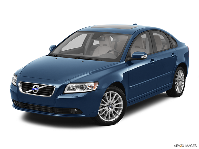 2011 Volvo S40 4 DR FWD