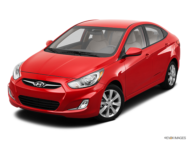 2013 Hyundai Accent 4 DR FWD