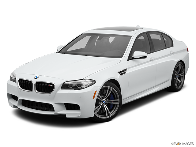 2014 BMW M5 4 DR RWD